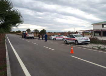 Balıkesir İl Jandarma Komutanlığına bağlı ekipler il genelinde yaptıkları operasyonlarda çeşitli suçlardan aranan 74 kişiyi ele geçirdi.  Edinilen bilgiye göre Balıkesir İl Jandarma Komutanlığına bağlı ekipler Balıkesir ve ilçelerinde çeşitli suçlara aranan kişilere yönelik operasyon düzenledi. Jandarma operasyonlarda 3 açık cezaevi firarisi, 2 kayıp aranan ve değişik suçlardan aranan 74 kişiyi yakaladı.  Aranan şahıslarla ilgi adli işlemler yapıldı.