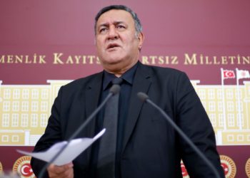 GÜRER: TOPRAK İSYAN ETTİ! 25 İLDE 141 DEKAR ALAN KARANTİNAYA ALINDI