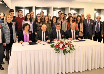 FEYZİOĞLU: MÜZEDE EĞİTİM, YENİ YÜZYILIN ÇAĞDAŞ HALK EĞİTİMİDİR