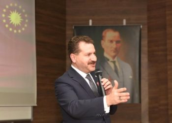BBB ADAYI YÜCEL YILMAZ:”AYVALIK CUMHURİYET ŞEHRİDİR”.