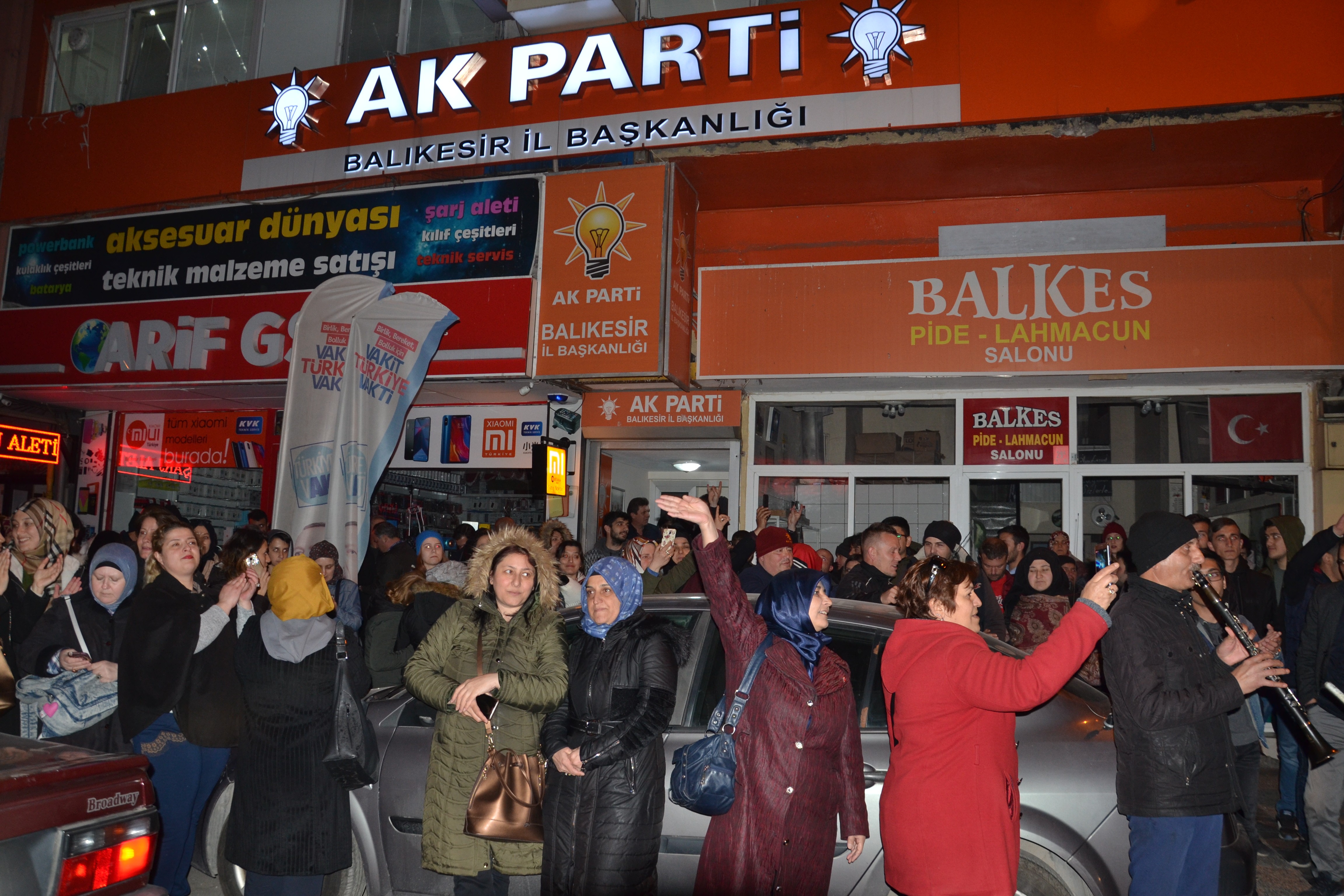 Balıkesir’de Yücel Yılmaz kazandı