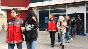 Pos Makinesiyle Taksitli Fuhuş Operasyonunda 15 Tutuklama