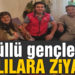 Gönüllü gençlerden yaşlılara ziyaret