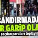 Yola saçılan paraları toplayıp gitti