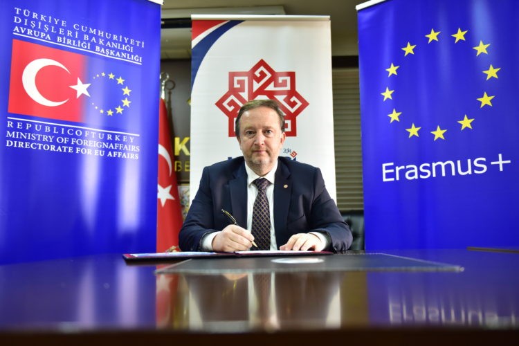 KARESİ EURODESK’TEN AVRUPA BİRLİĞİ PROJELERİ FIRSATLAR ATÖLYESİ
