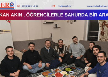 BAŞKAN AKIN , ÖĞRENCİLERLE SAHURDA BİR ARADA…