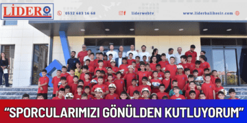 “SPORCULARIMIZI GÖNÜLDEN KUTLUYORUM”